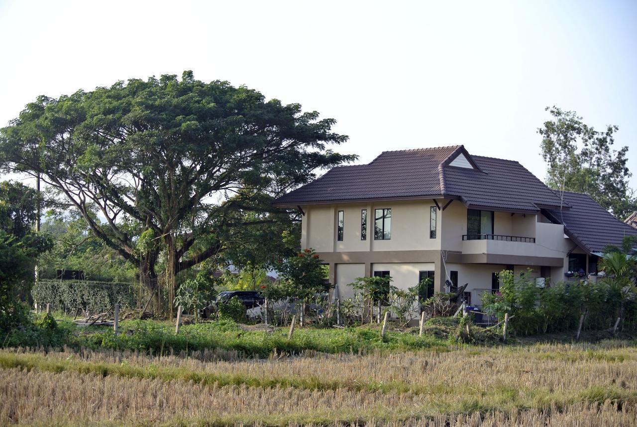 Jamjuree Garden Bed & Breakfast Ban Thung Ma Nieo Dış mekan fotoğraf